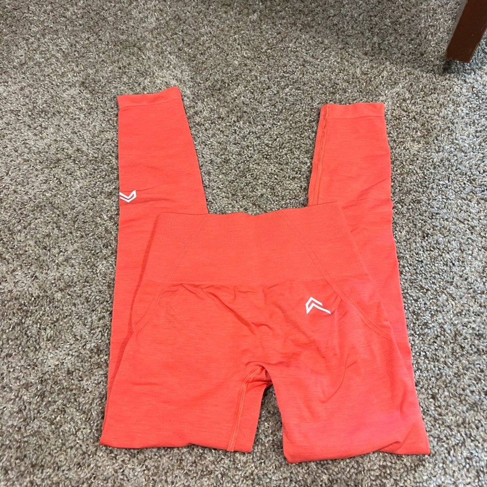 [New] Oner active effortless leggings coral